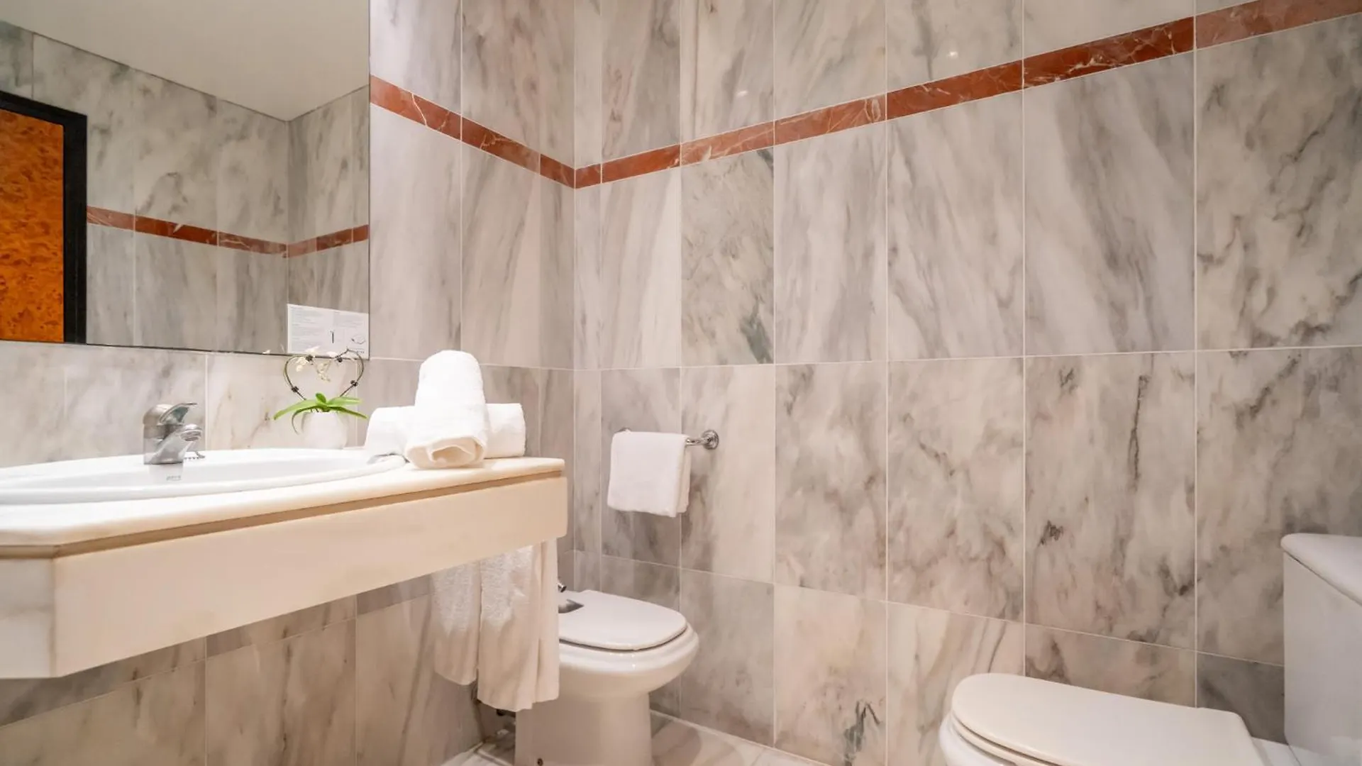 Hotel Glories Barcelona 3*,