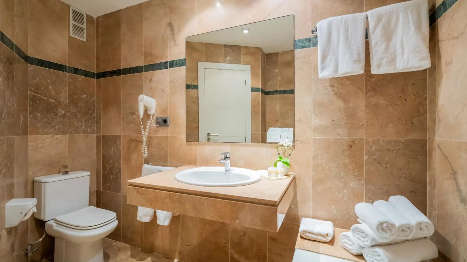 ברצלונה Hotel Glories